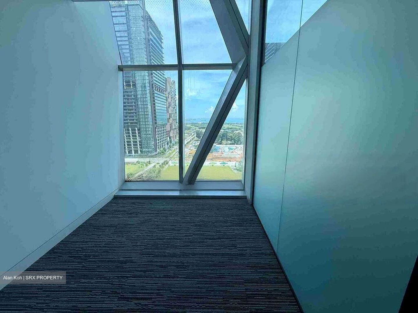 UIC Building (D1), Office #450989761